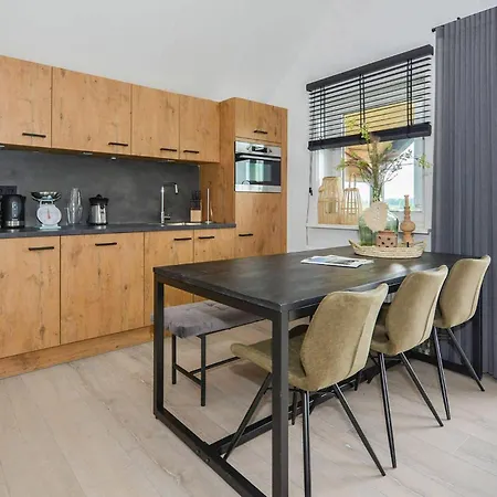 Σπίτι διακοπών In With Kitchen Kerkdriel
