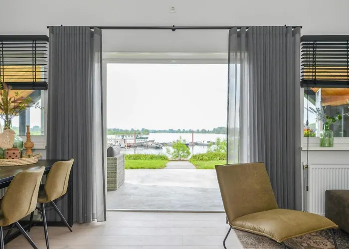 בית נופש In With Kitchen