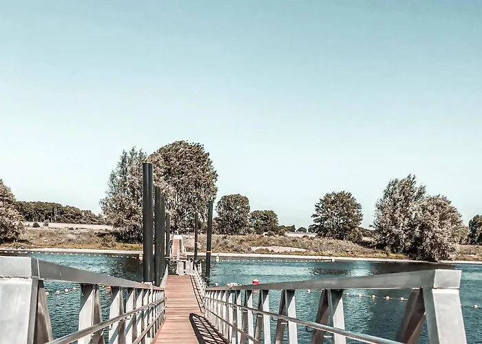 בית נופש In With Kitchen *